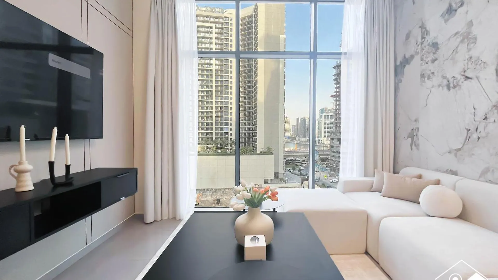 Luxury 2Br In Merano Tower Panoramic City Views Dubai