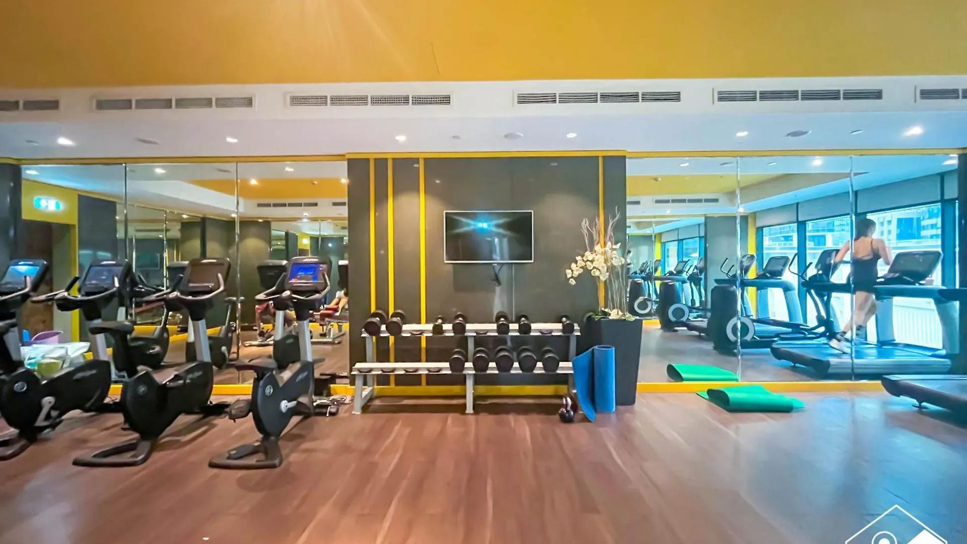Luxury 2Br In Merano Tower Panoramic City Views Dubai United Arab Emirates
